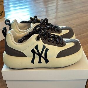 MLB Cream and Black NY Logo Sneakers